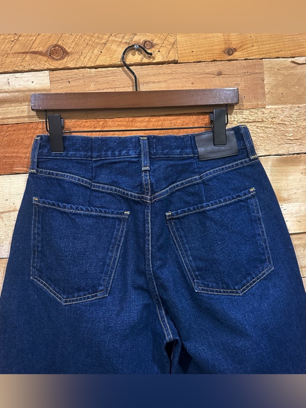 Citizens Of Humanity Indigo Wide-Leg Frayed-Hem Jeans - Picture 5 of 11